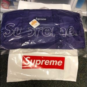 Supreme Duffel Purple F/W18